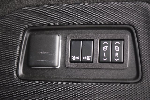 Used 2023 Cadillac Escalade Sport Platinum image 26