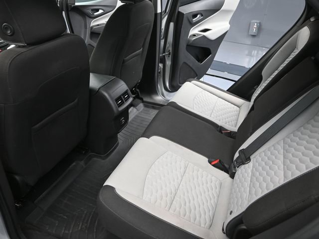 Used 2021 Chevrolet Equinox LS w/ LS Convenience Package image 32
