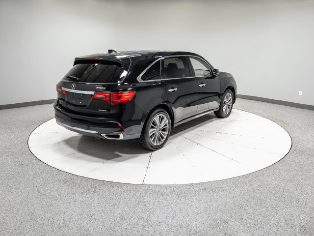 Used 2017 Acura MDX w/ Technology Package AWD/4WD image 30