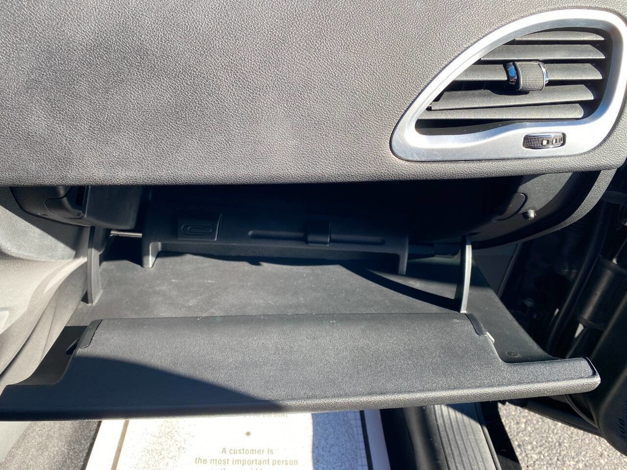 Used 2015 Dodge Dart SXT image 31