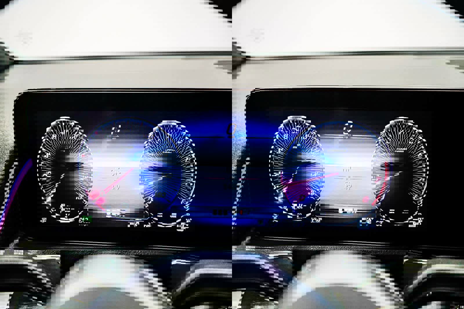 Certified 2025 Mercedes-Benz GLB 250 image 24