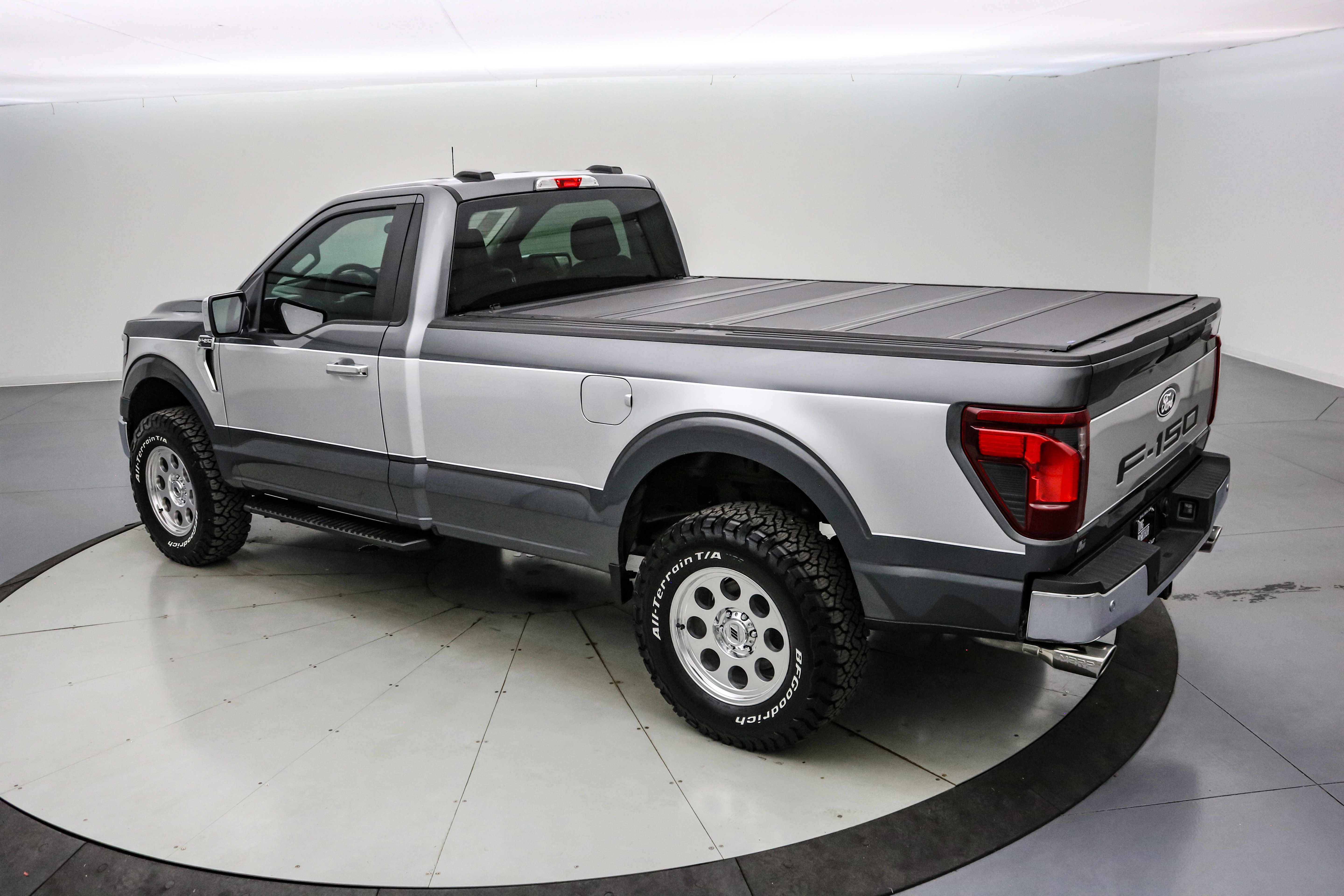 New 2025 Ford F150 XL w/ Equipment Group 103A High image 8