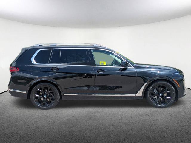 Used 2024 BMW X7 xDrive40i w/ Executive Package AWD/4WD image 4