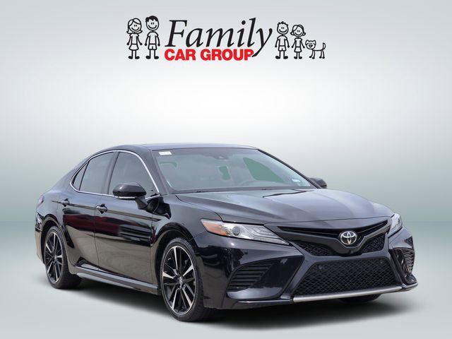 Used 2018 Toyota Camry XSE w/ Driver Assist Package FWD image 2