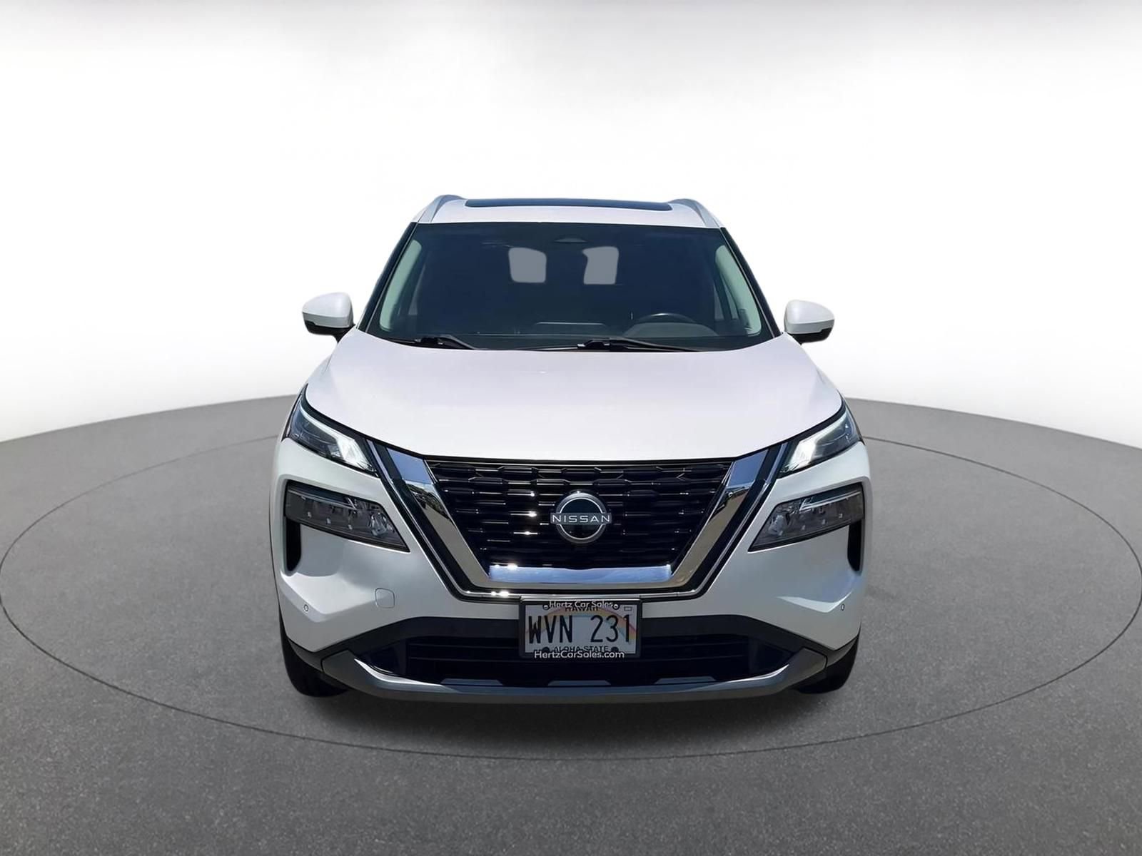 Used 2023 Nissan Rogue SL w/ SL Premium Package image 4