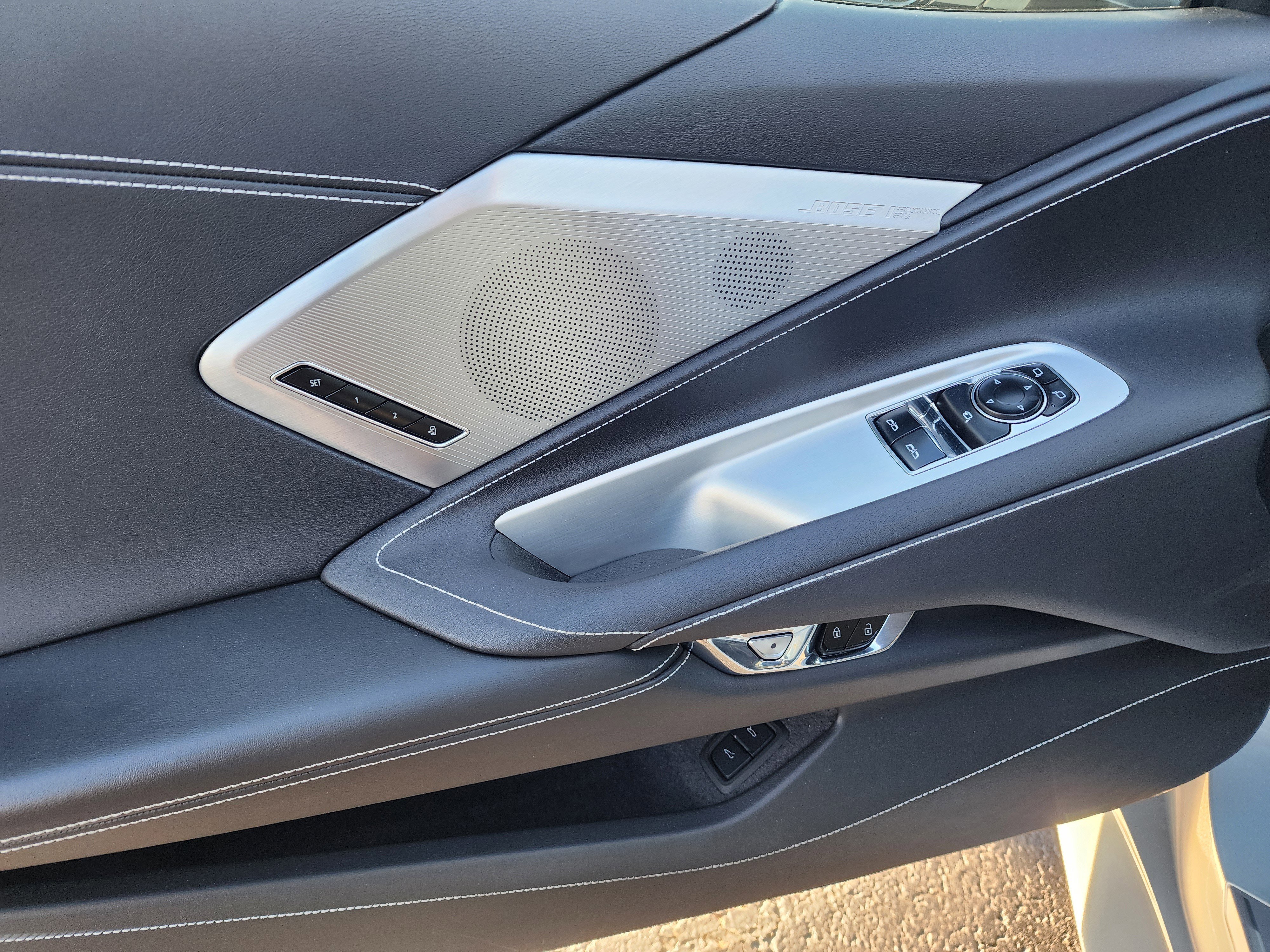 Used 2021 Chevrolet Corvette Stingray Preferred Cpe w/ Z51 Performance Package image 16