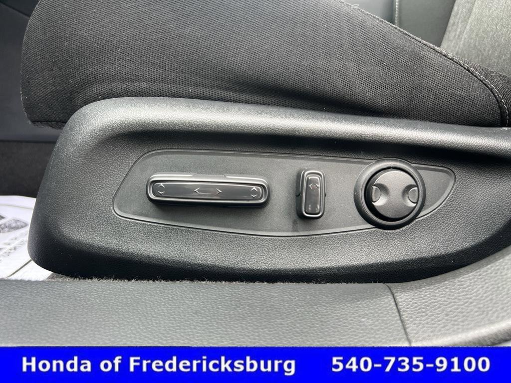 Used 2025 Honda Accord SE image 15