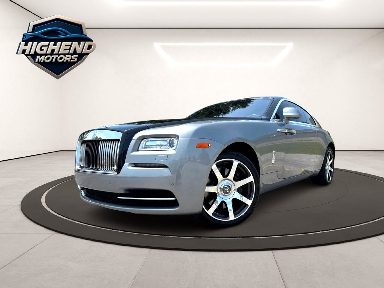 Used 2016 Rolls-Royce Wraith image 2