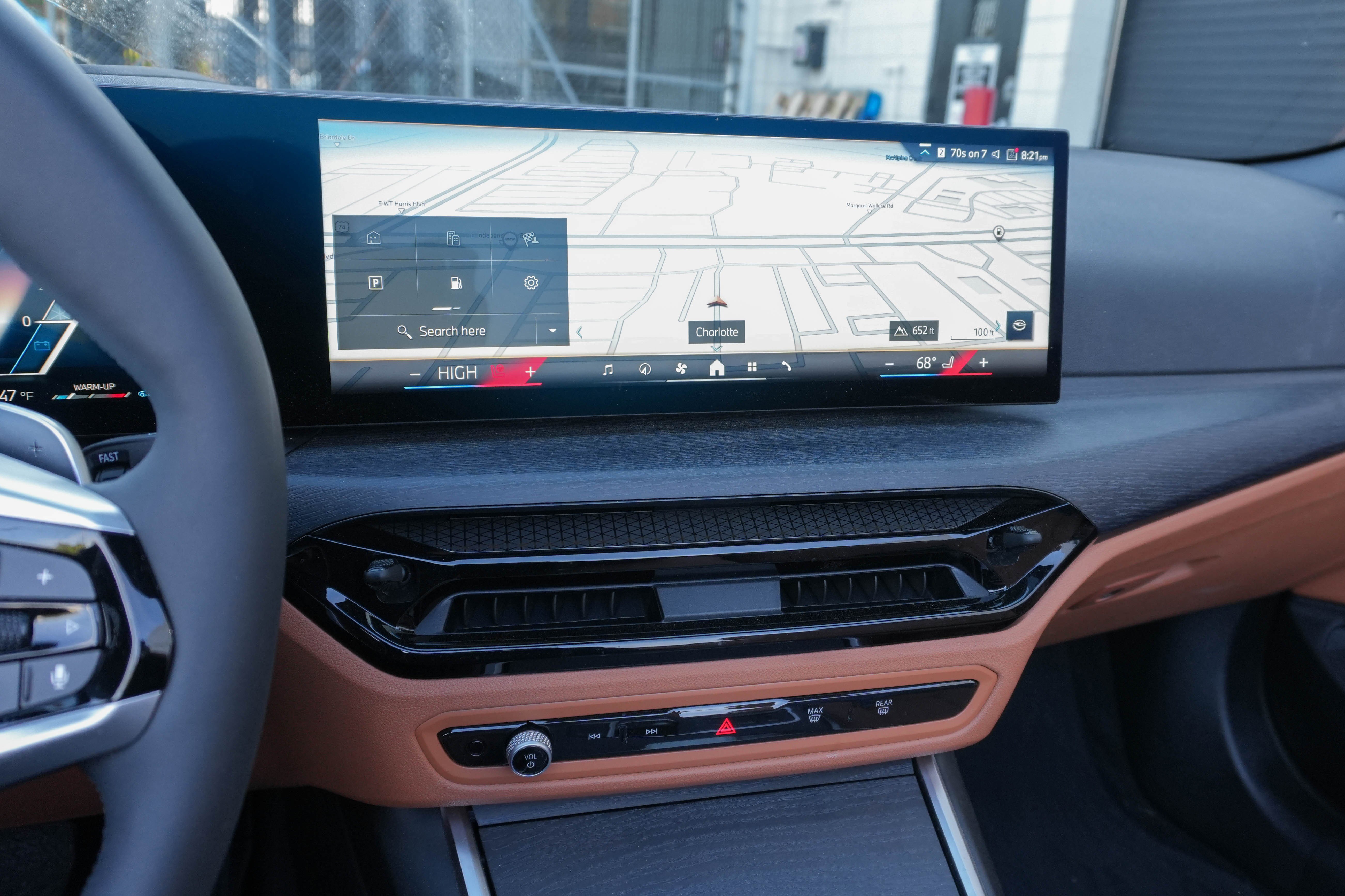 Certified 2025 BMW 430i Convertible w/ Premium Package image 20