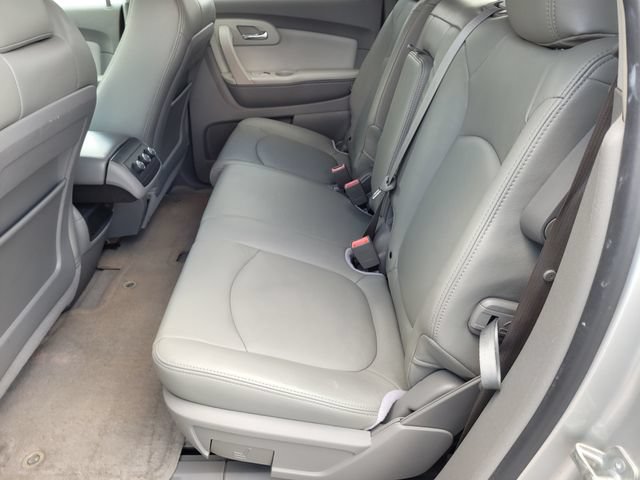 Used 2009 Chevrolet Traverse LT FWD image 26