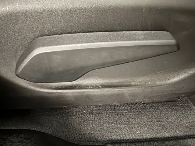 Used 2025 Jeep Grand Cherokee Laredo X w/ Luxury Tech Group I image 33