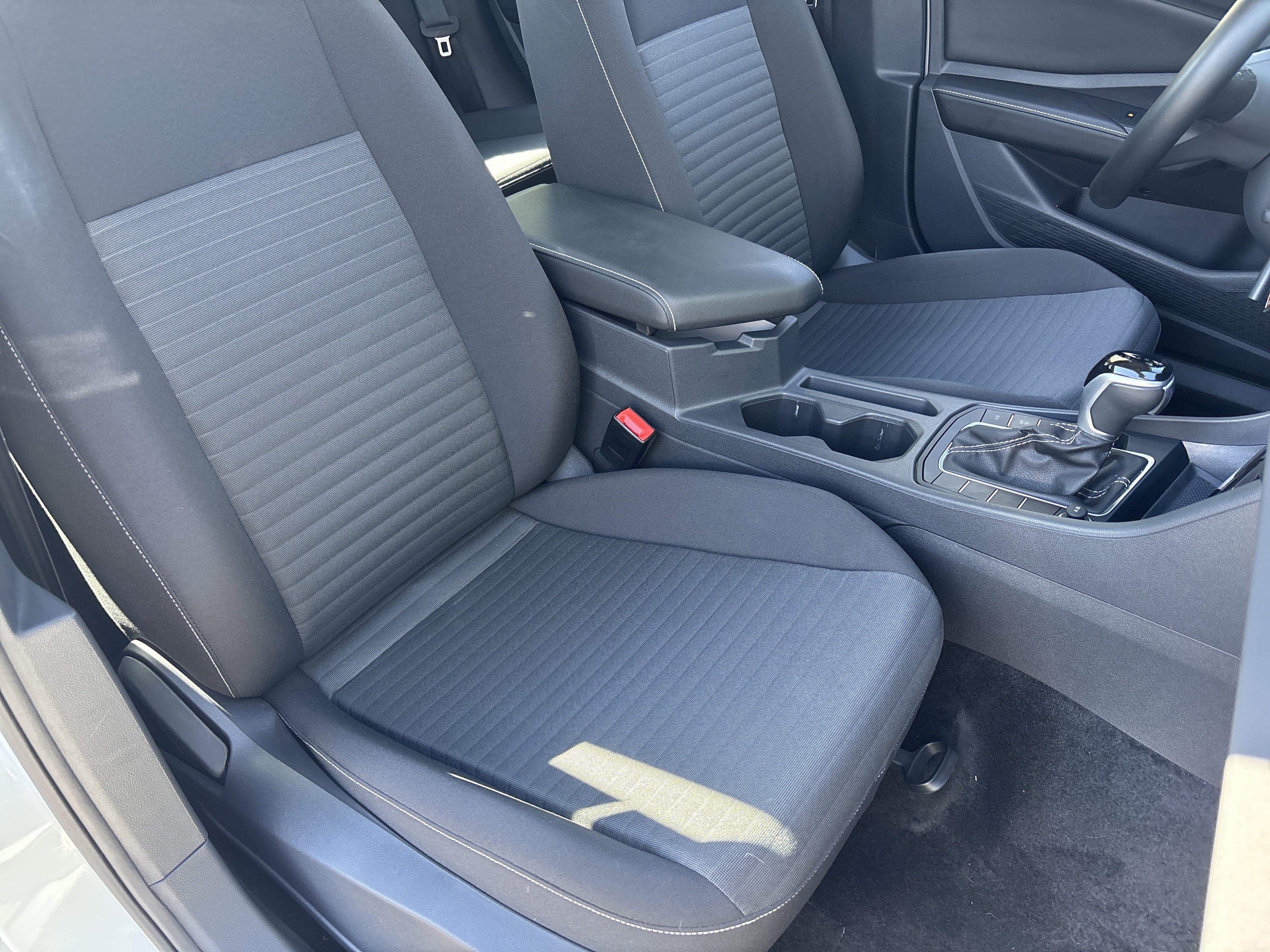 Used 2025 Volkswagen Jetta S image 8