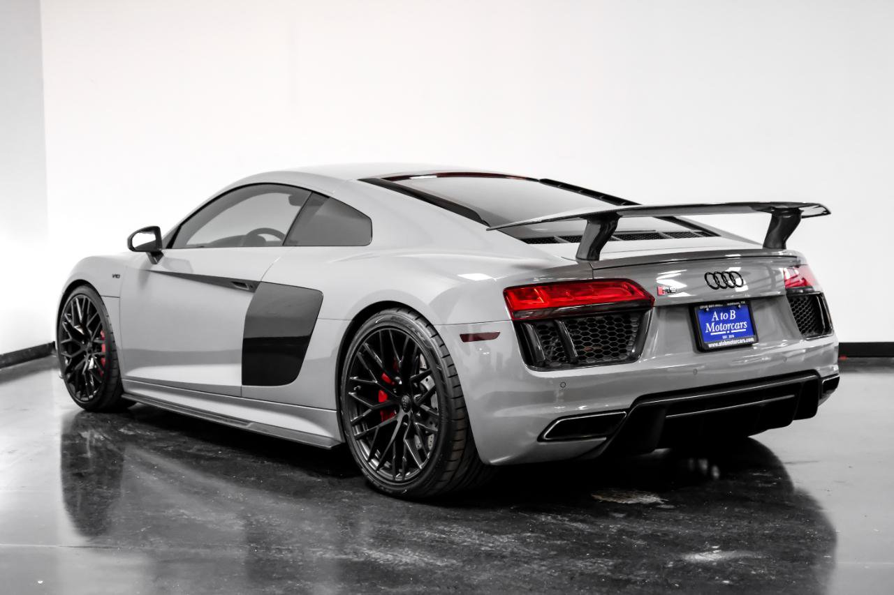 Used 2017 Audi R8 V10 image 9