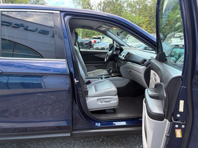 Used 2017 Honda Ridgeline RTL image 32