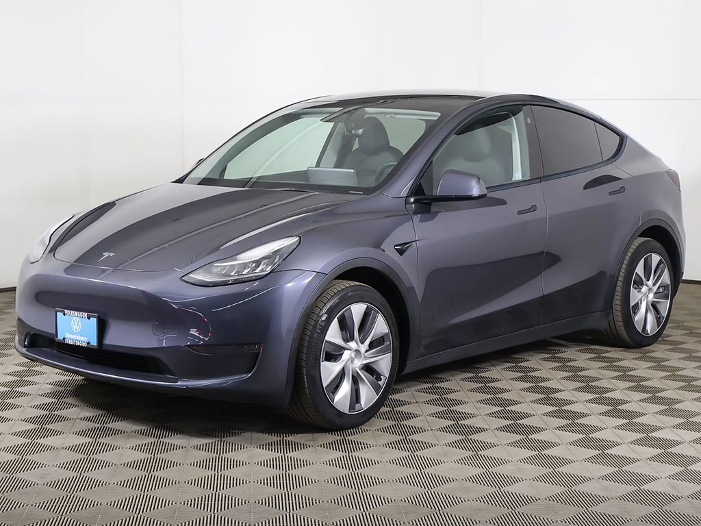 Used 2023 Tesla Model Y Long Range image 10