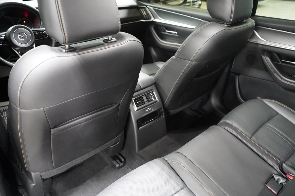Used 2024 MAZDA CX-90 3.3 Turbo w/ Preferred Plus AWD/4WD image 15