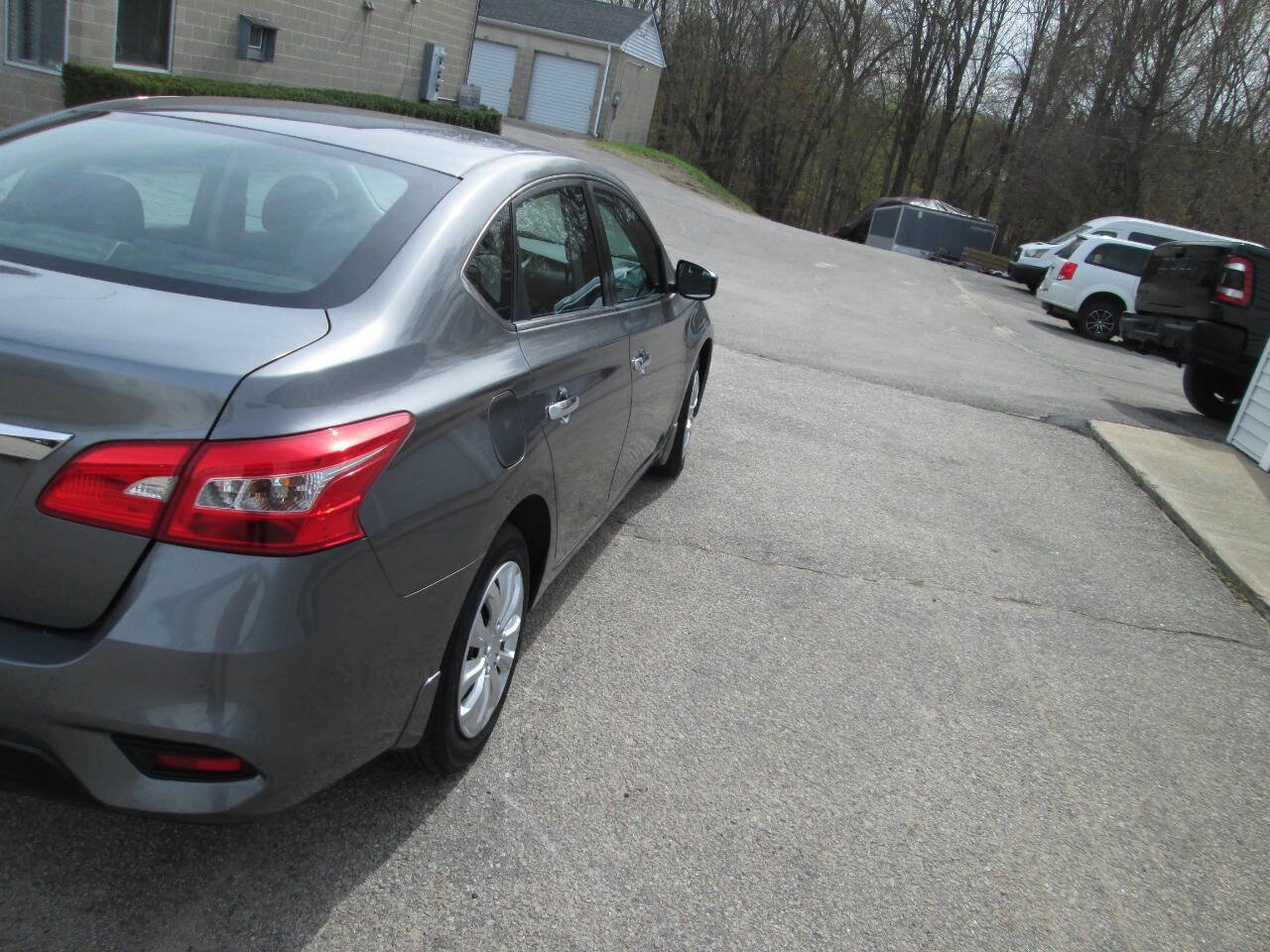 Used 2017 Nissan Sentra S FWD image 10