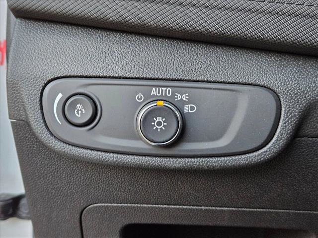 Used 2025 Chevrolet TrailBlazer LT image 11