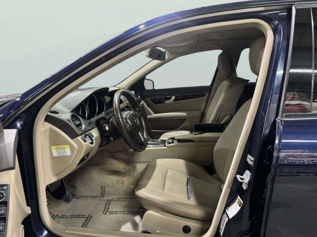 Used 2014 Mercedes-Benz C 300 Sport image 17