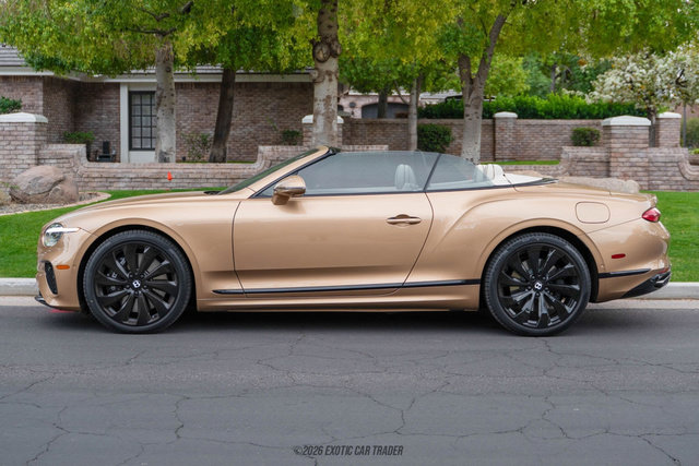 Used 2026 Bentley Continental GTC image 3