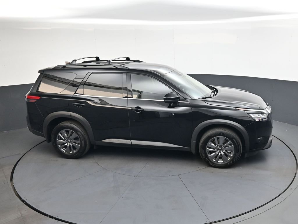 Used 2025 Nissan Pathfinder SV AWD/4WD image 33