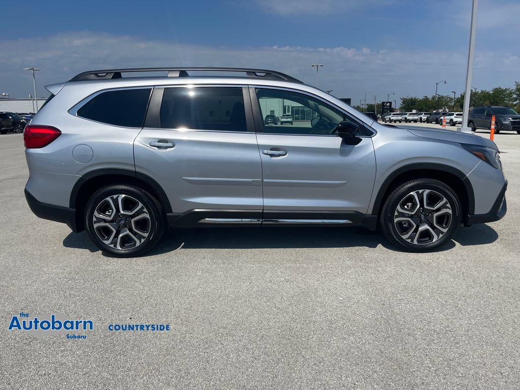 Used 2026 Subaru Ascent Limited AWD/4WD image 6