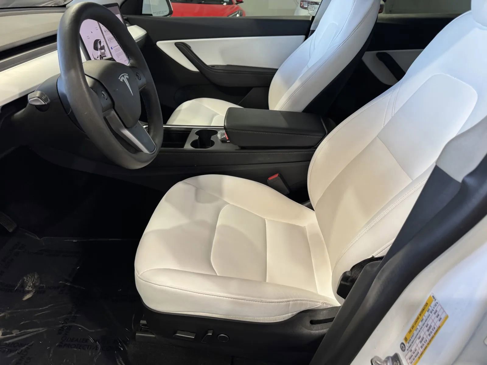Used 2022 Tesla Model Y Long Range image 12