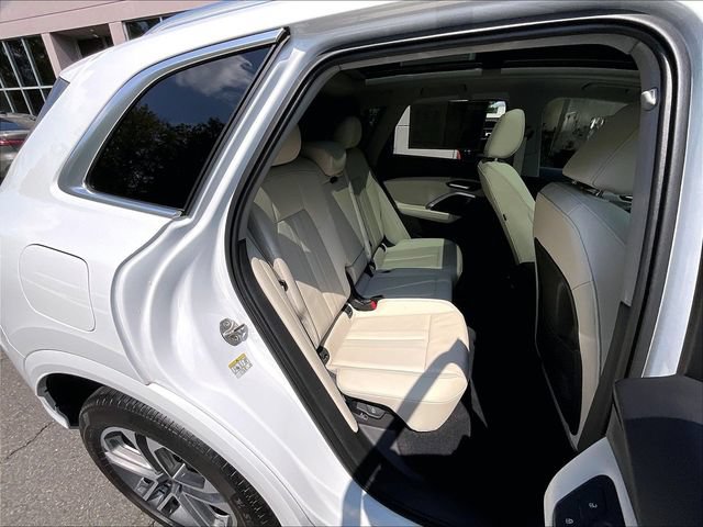 Certified 2025 Audi Q5 Premium w/ Convenience Package AWD/4WD image 24
