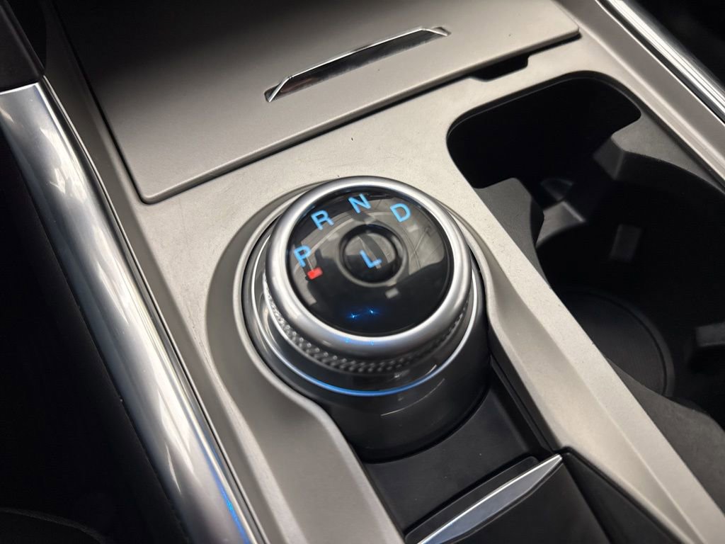 Used 2022 Ford Explorer XLT image 37