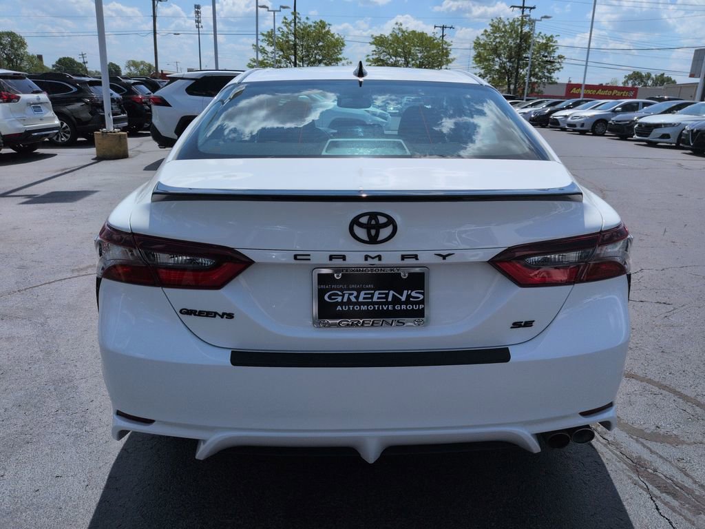 Certified 2024 Toyota Camry SE FWD image 4