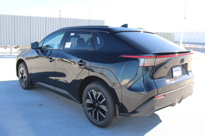 New 2026 Toyota bZ FWD image 5