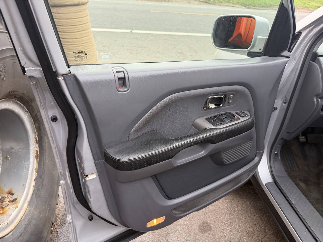 Used 2004 Honda Pilot EX image 19