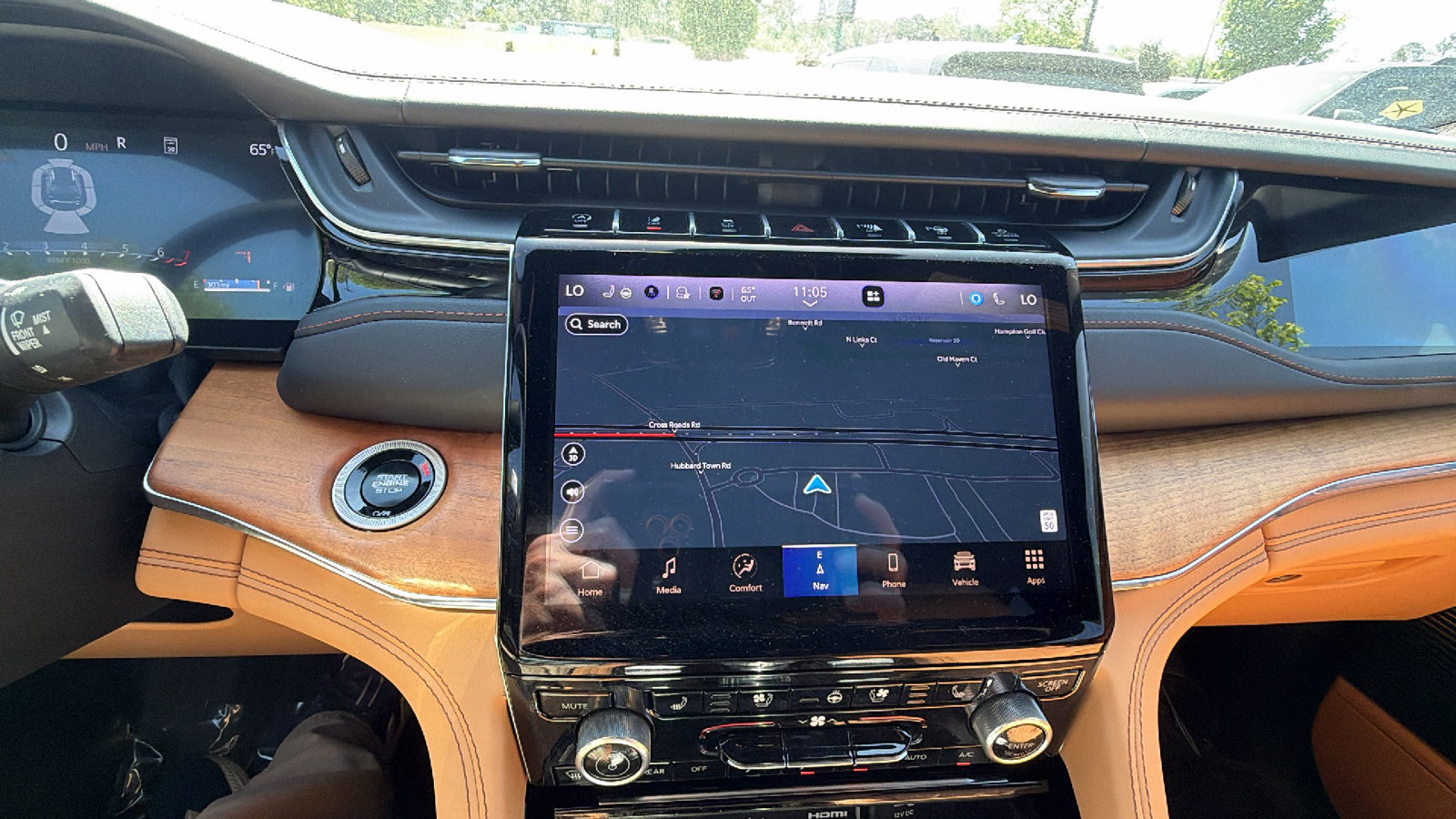 Used 2024 Jeep Grand Cherokee Summit AWD/4WD image 33