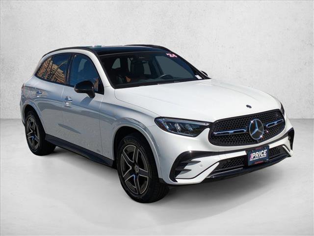 Used 2024 Mercedes-Benz GLC 300 4MATIC w/ AMG Line image 3