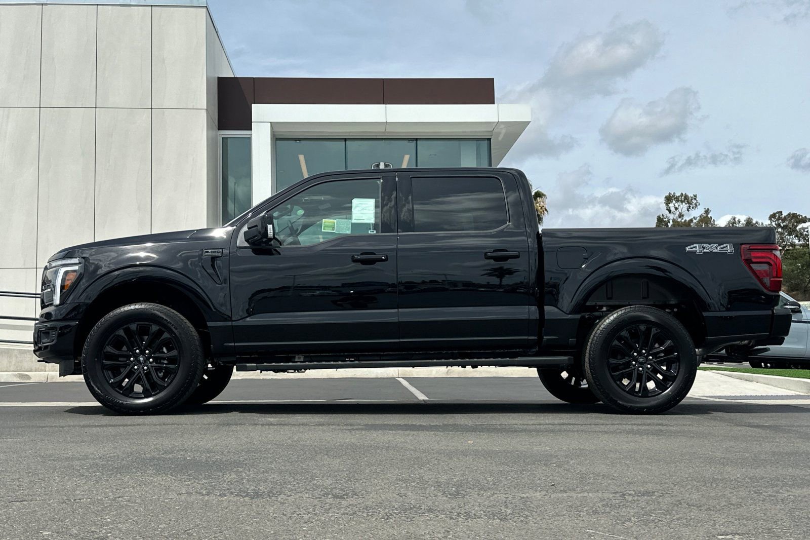 New 2026 Ford F150 Lariat AWD/4WD image 6