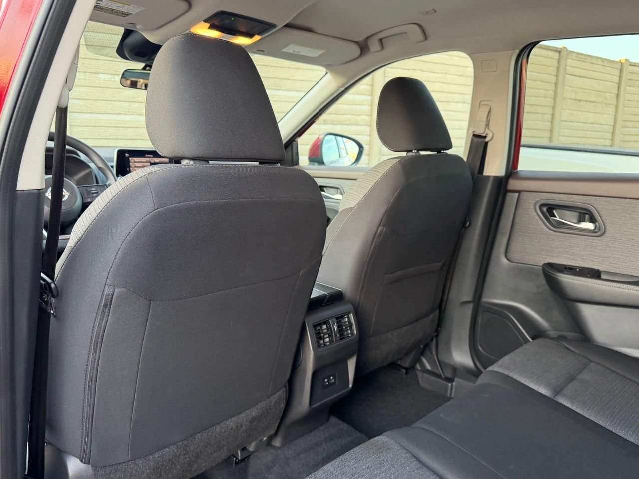 Certified 2023 Nissan Rogue SV FWD image 34