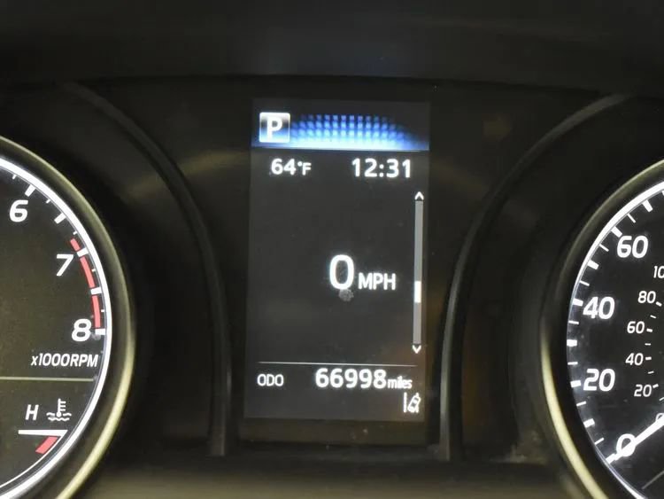 Used 2023 Toyota Camry SE image 27