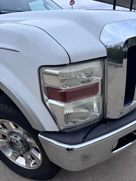 Used 2010 Ford F250 Lariat AWD/4WD image 3