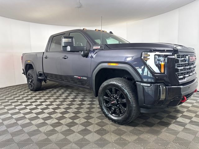 Used 2024 GMC Sierra 2500 AT4 w/ Technology Package image 2