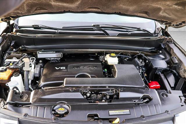 Used 2018 Nissan Pathfinder S image 28