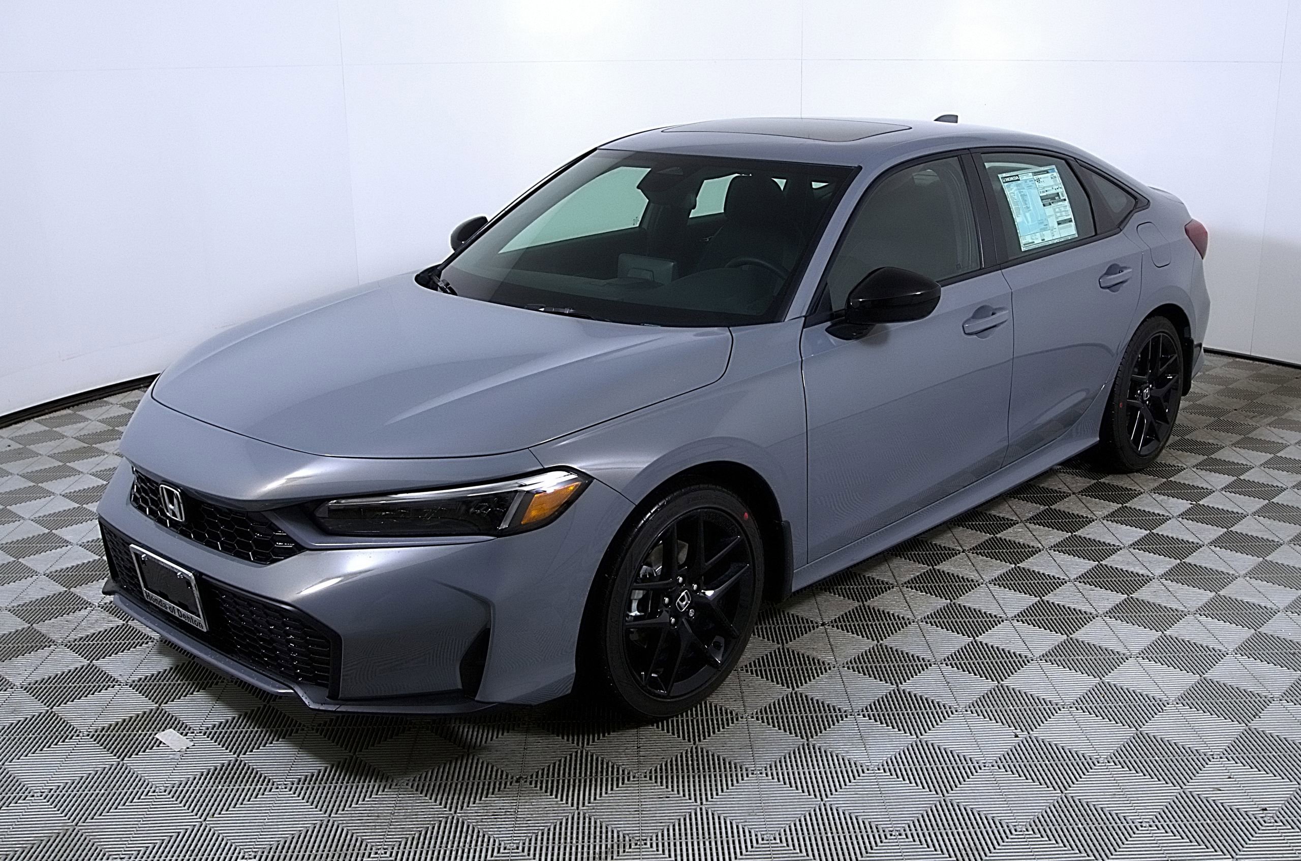 Used 2025 Honda Civic Sport image 3