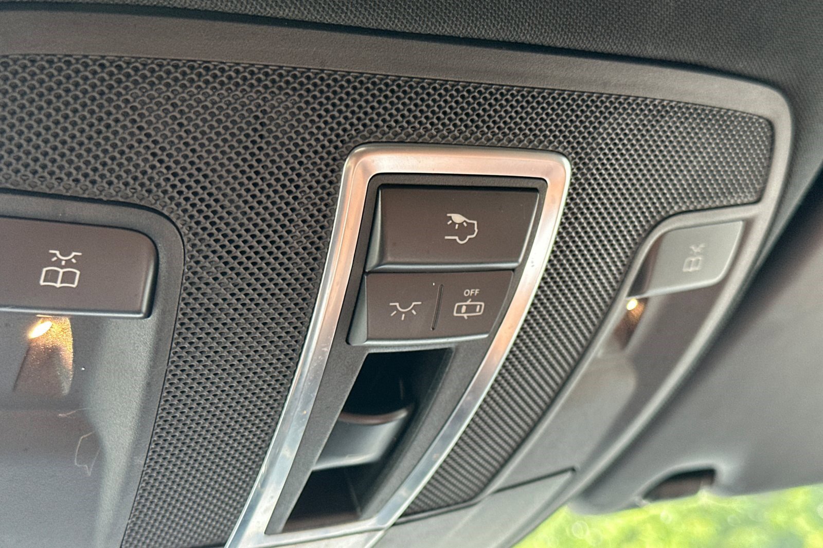 Used 2018 Mercedes-Benz GLS 550 4MATIC image 21