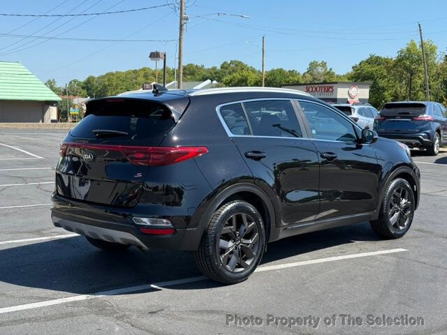 Used 2020 Kia Sportage S image 17