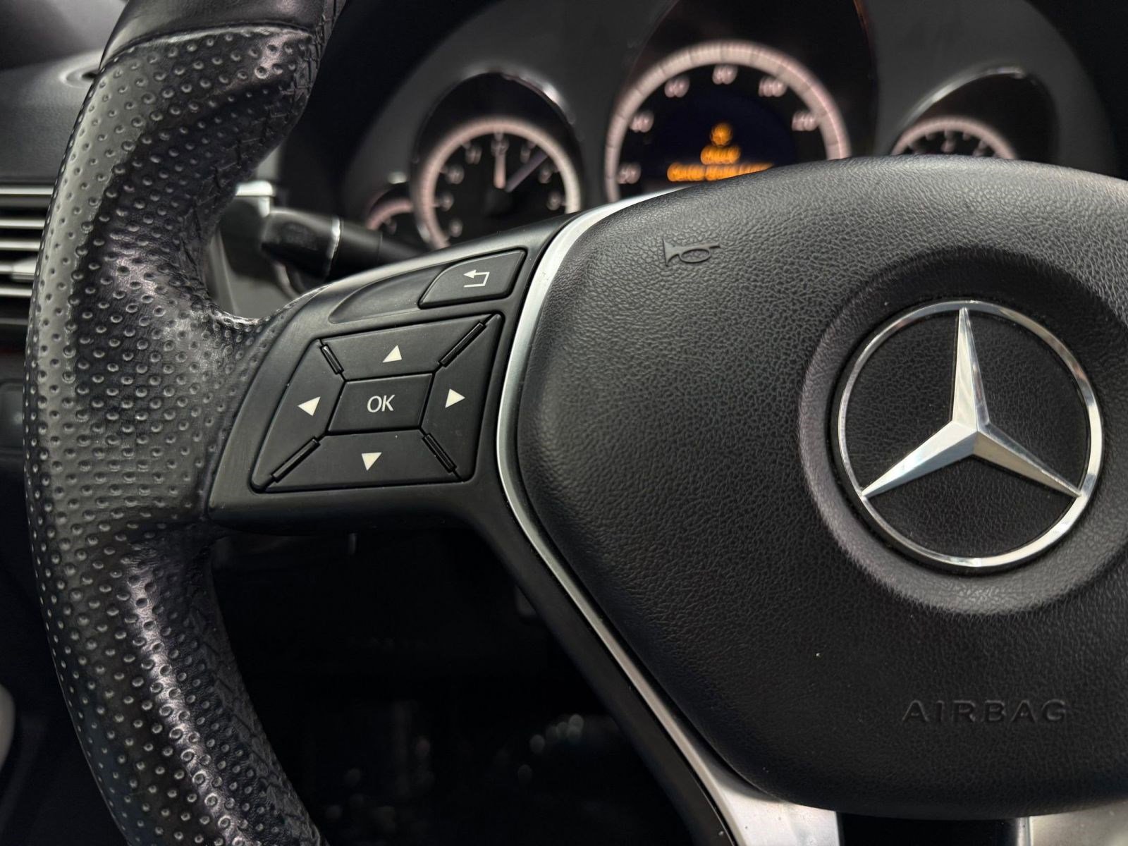 Used 2013 Mercedes-Benz E 350 Sedan image 15