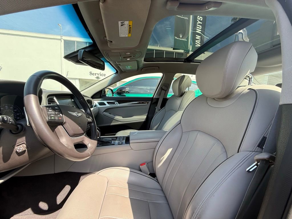 Used 2015 Hyundai Genesis 3.8 w/ Option Group 03 image 6