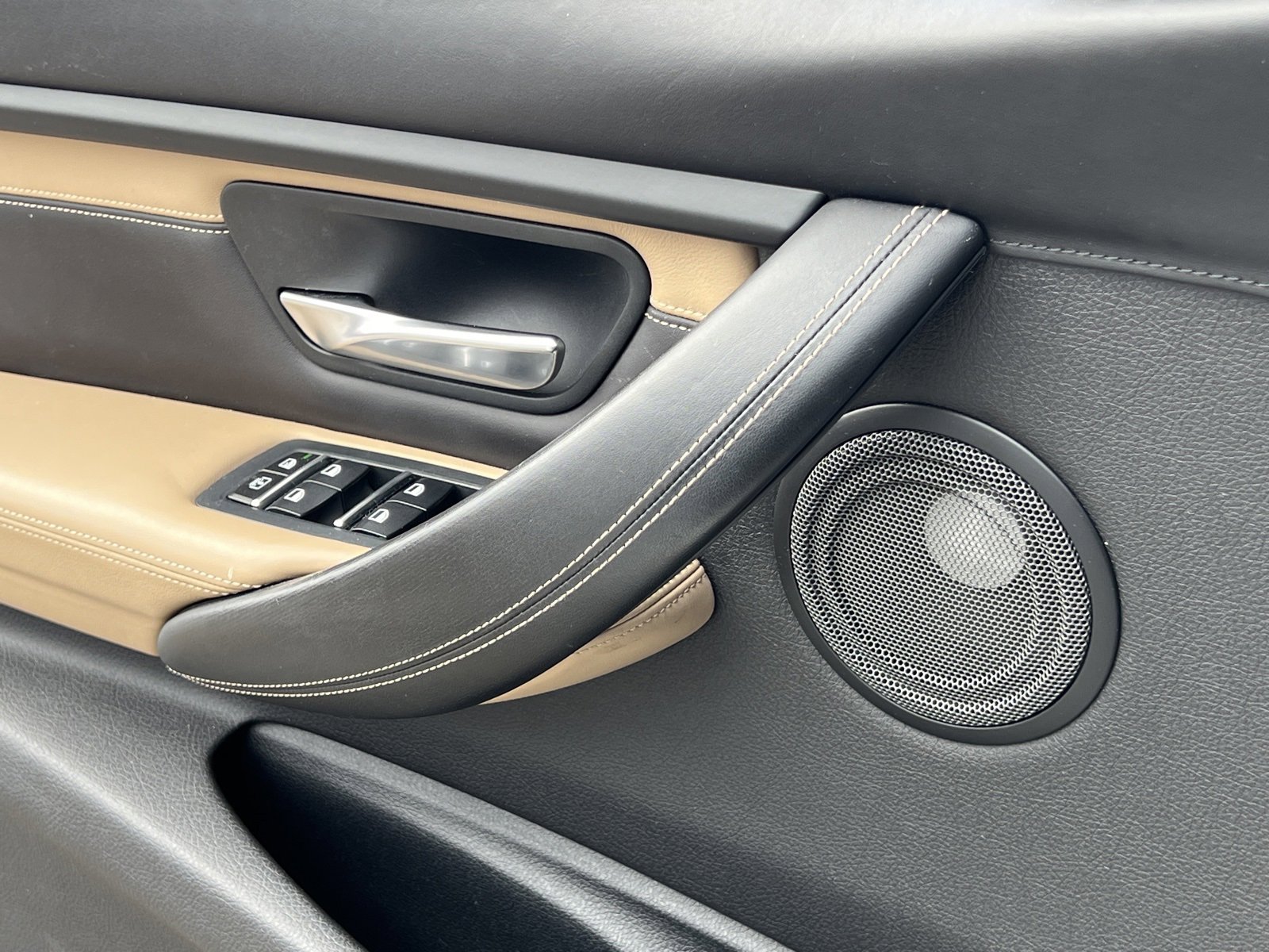 Used 2016 BMW M3 image 30