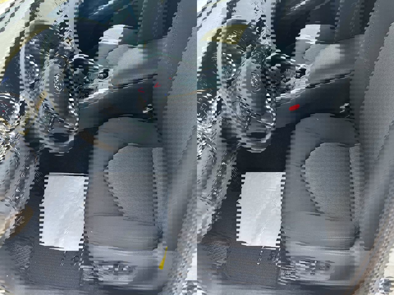 Used 2024 Toyota Camry LE FWD image 16