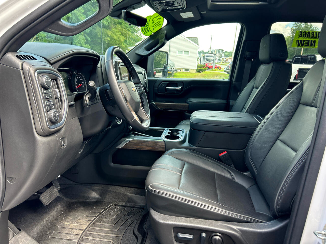 Used 2023 Chevrolet Silverado 3500 High Country image 15