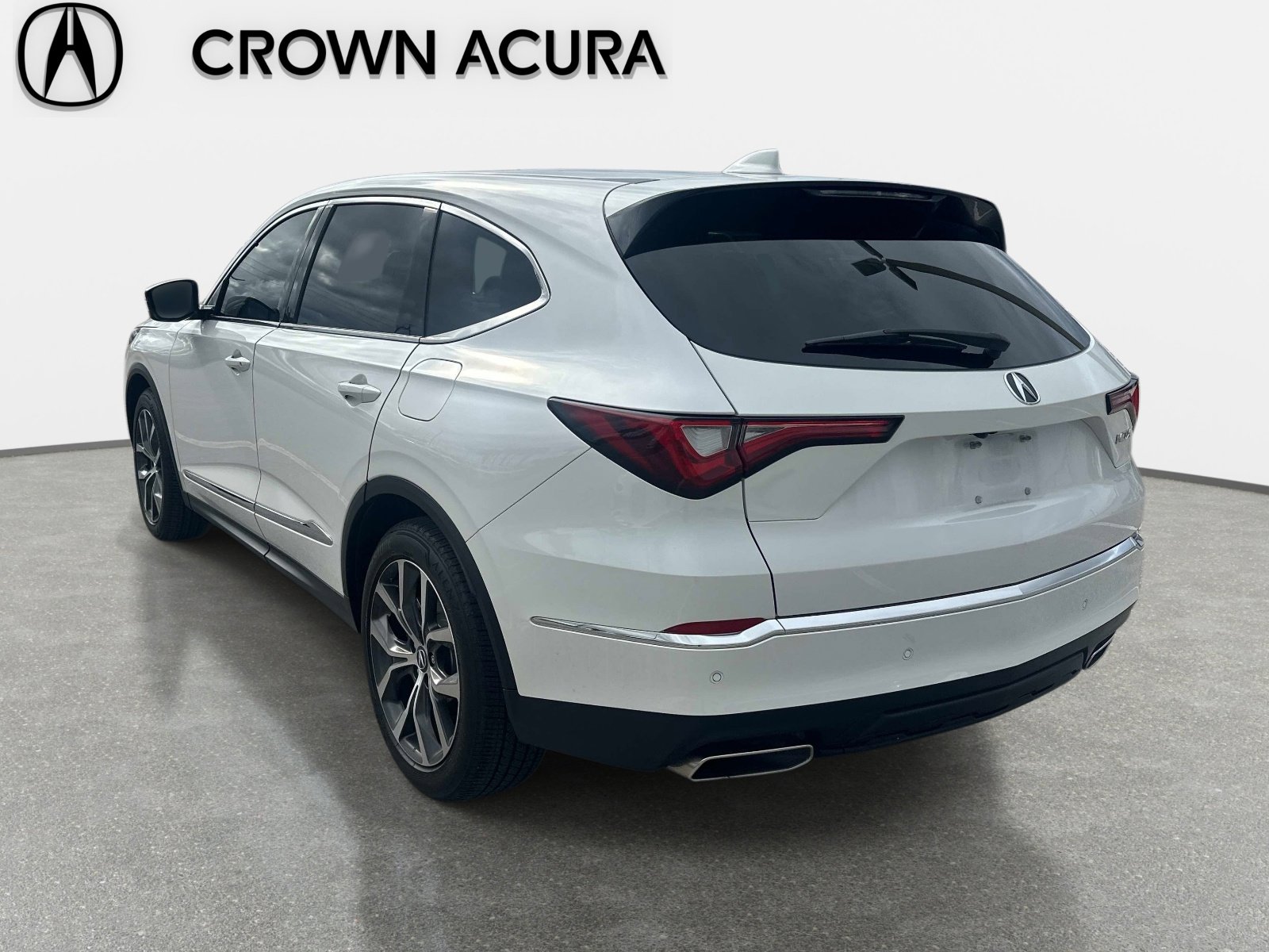 Used 2024 Acura MDX FWD w/ Technology Package image 5