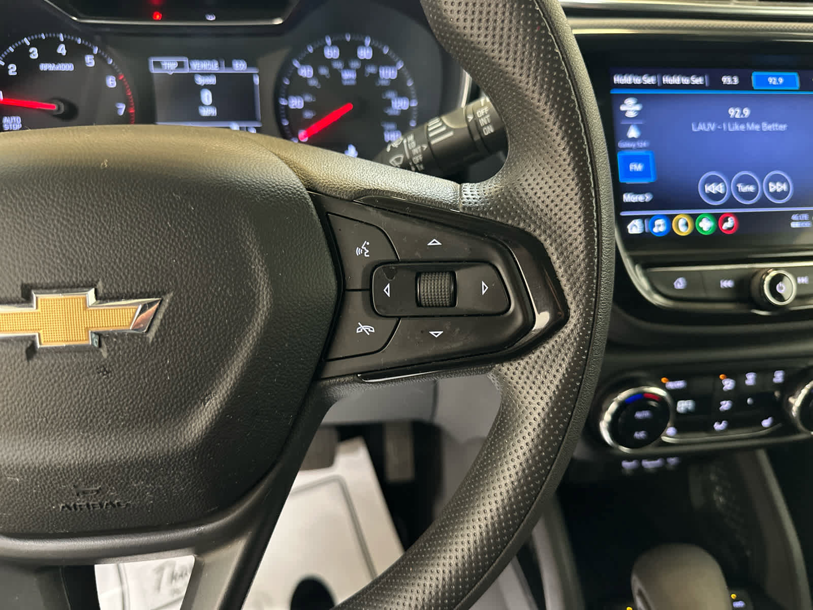 Certified 2023 Chevrolet TrailBlazer LT w/ Convenience Package AWD/4WD image 21